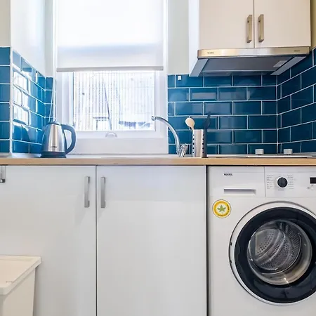 Delightful Flat Near Taksim Square In Sisli Appartamento